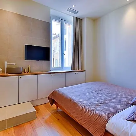 Luxury - Heart Of - Rue D'antibes Lejlighed Cannes