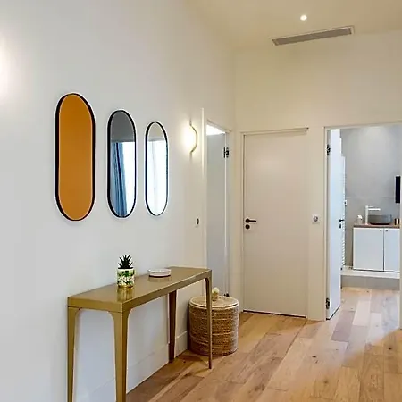 Luxury - Heart Of - Rue D'antibes Cannes