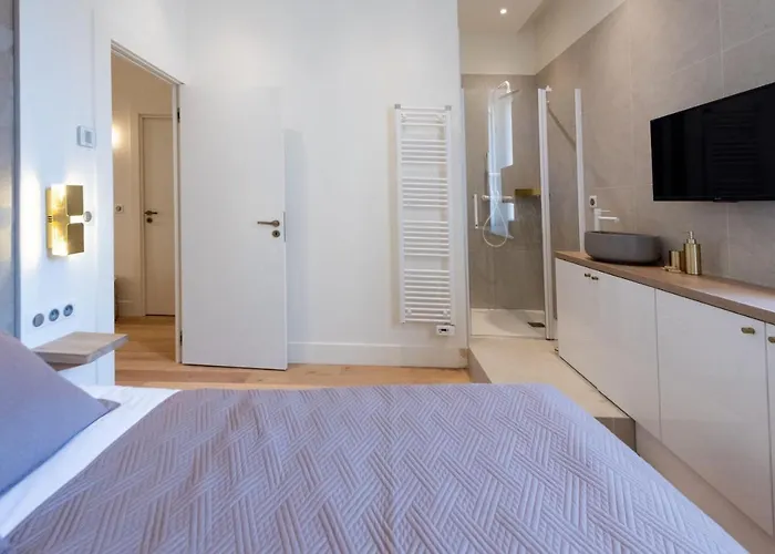 Luxury - Heart Of - Rue D'antibes *