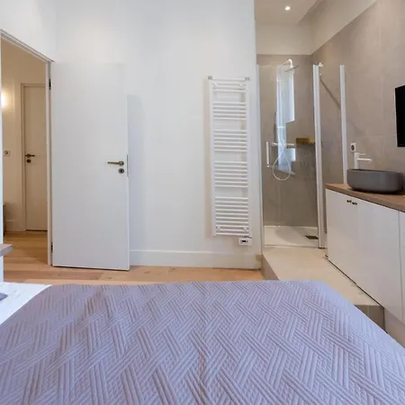 Luxury - Heart Of - Rue D'antibes *